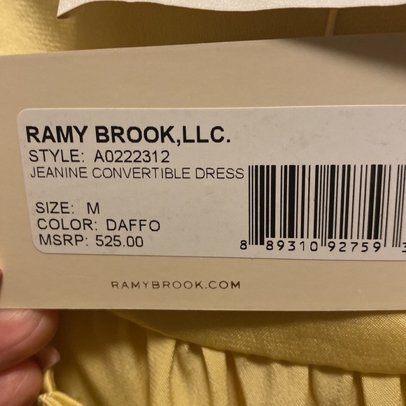 Gorgeous/classy never worn ! - Picture 3 of 3